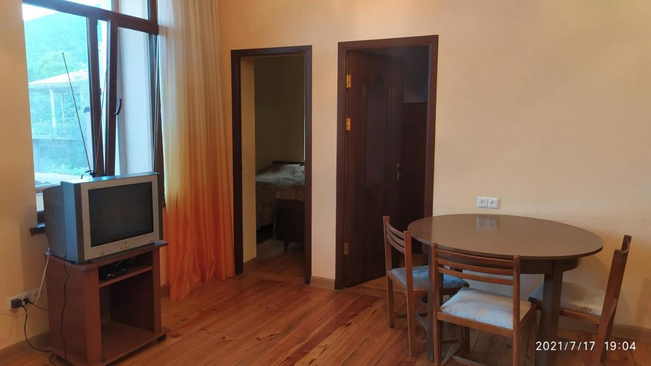 Verishen Guest House B&B 戈里斯 外观 照片