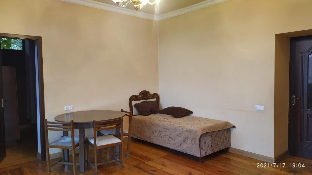 Verishen Guest House B&B 戈里斯 外观 照片